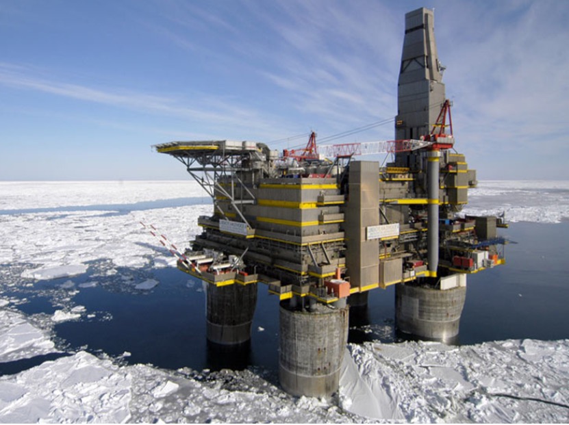 A view from the Sakhalin-1 Project, using the Exxon's Fast Drill technology (courtesy of CSE Transtel)