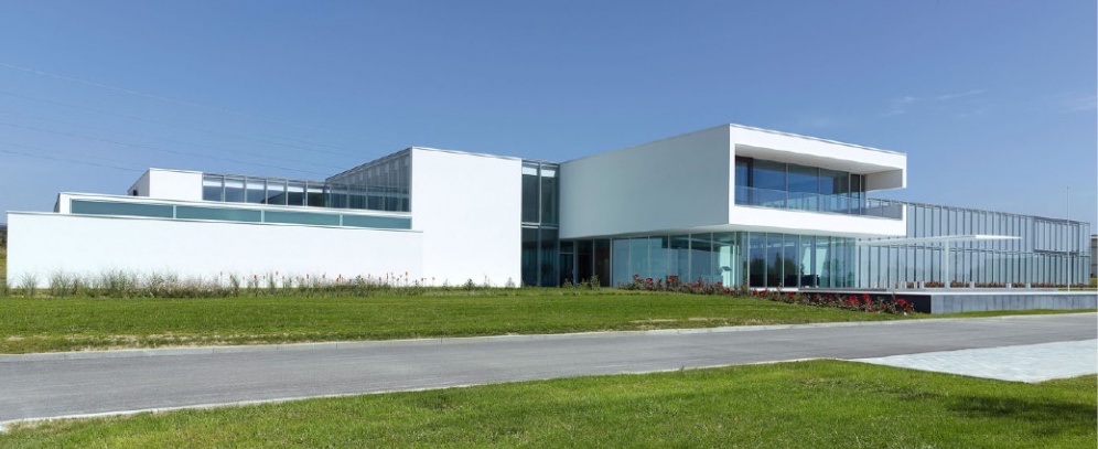 Parker Hannifin headquarters in Switzerland (courtesy of Lawrl Design)
