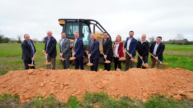 SCUS-Houston-Groundbreaking-Executive-Team-e1552312603124.jpg