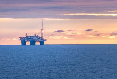Oil-rig-in-north-sea-484170656_2544x1687_f960x260q80.jpeg