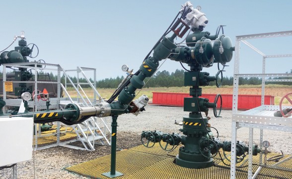rotork-electric-actuators-powered-by-solar-panels-on-us-gas-production-wells.jpg
