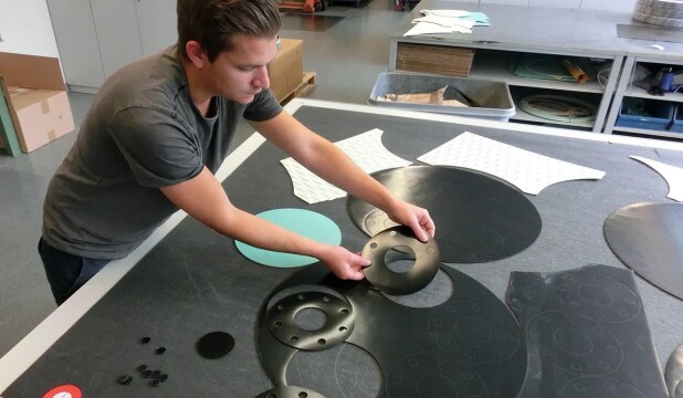 templates-and-sample-gaskets_CNC-machine.jpg