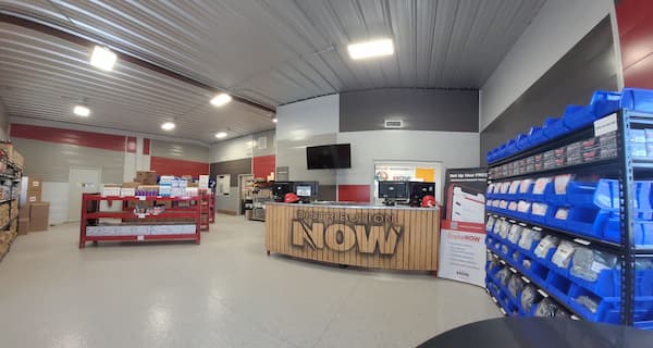 JAL-NM-branch-interior-counter-600x320.jpg