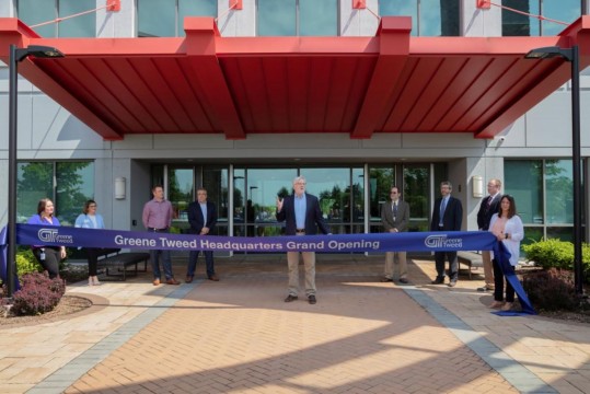 Ribbon-Cutting-CC.jpg