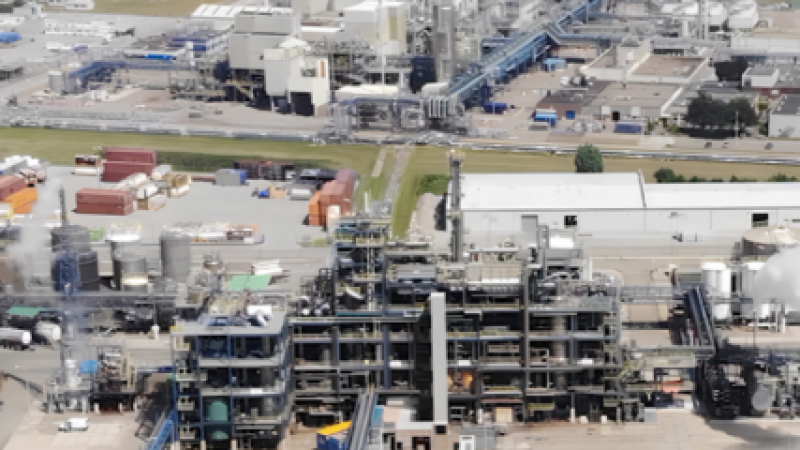 Bilfinger Wins Multi-Service Framework Agreement With Specialty Chemicals Producer Delamine in the Netherlands Bilfinger Wins Multi-Service Framework Agreement With Specialty Chemicals Producer Delamine in the Netherlands